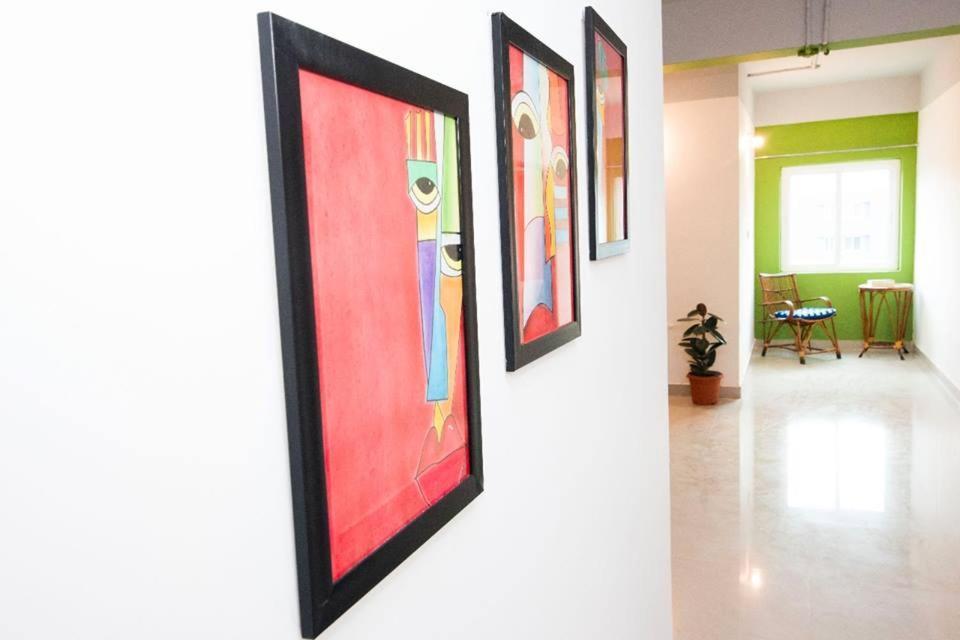 Buzz Quarter Hotel Hyderabad Exterior photo